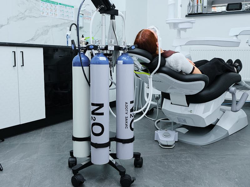 LAUGHING GAS RevoDent